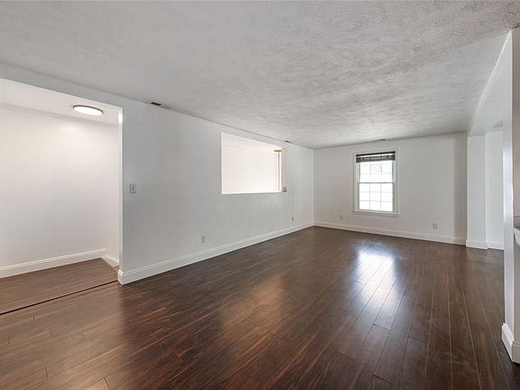 4th image of 8906 Trotter Ln