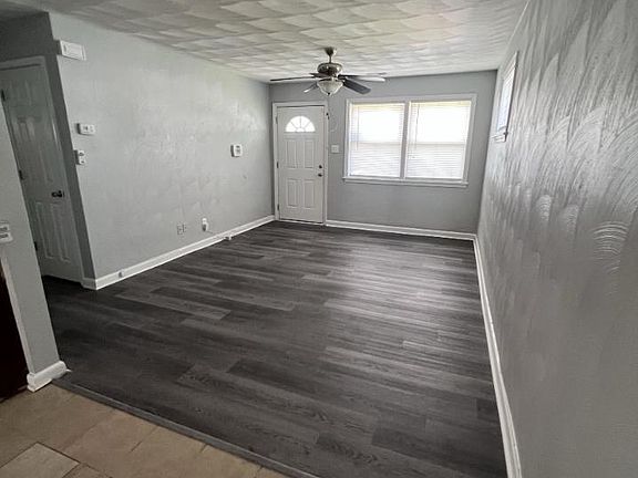 2nd image of 403 Hertford St