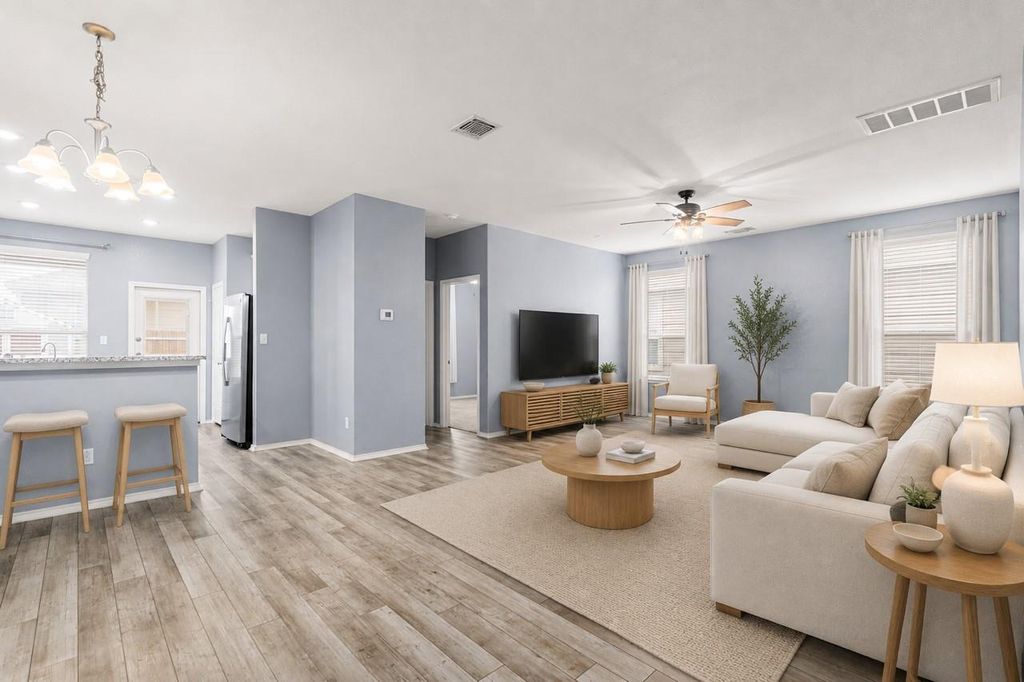 340 Harper Ln, Georgetown, TX - View 2