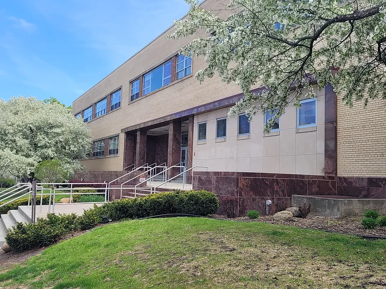 111 E Franklin Ave #109 — Photo 23