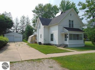 327 N Ithaca St, Ithaca, MI 48847