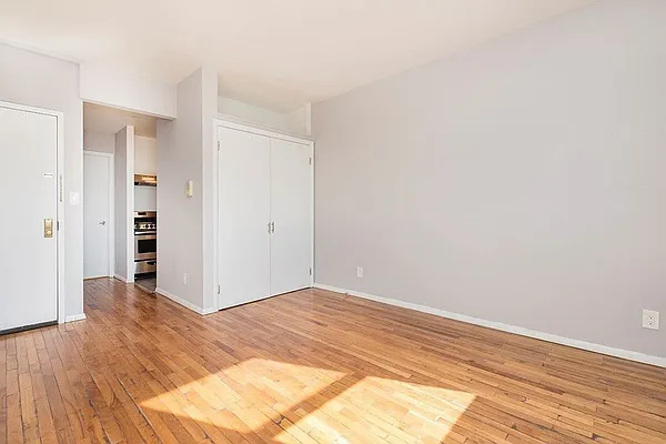 Rented by Bold New York | media 26