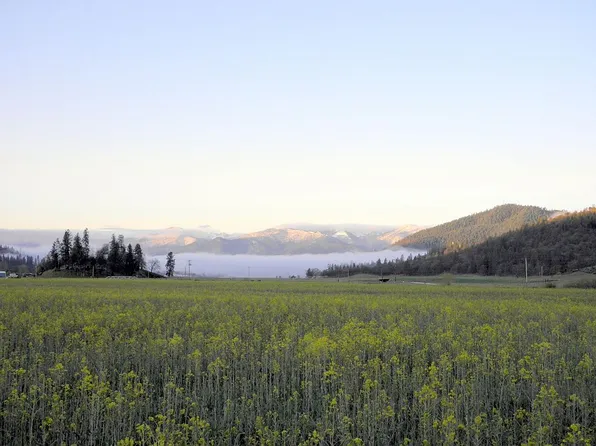 14023 Mc Adams Creek Rd, Fort Jones, CA 96032