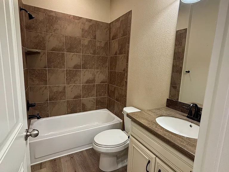 2719 Black Canyon Way — Photo 9