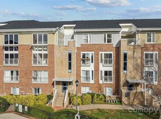 3957 Picasso Ct, Charlotte, NC 28205