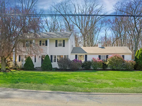 87 Colony Road, Groton, CT 06340