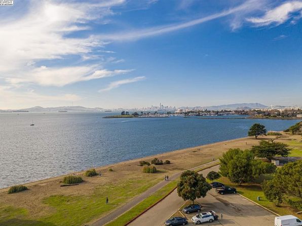 950 Shorepoint Ct APT 309, Alameda, CA 94501