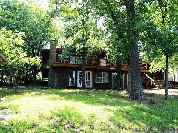 1102 Peninsula, Fort Towson, OK 74735