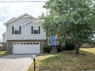 3395 Summerfield Dr, Clarksville, TN