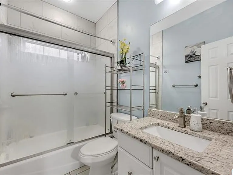 3025 English Oaks Cir — Photo 8