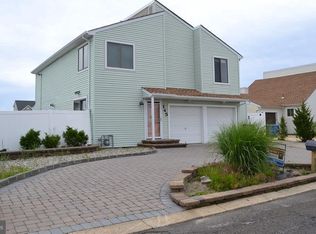 145 Southard Dr, Manahawkin, NJ 08050