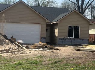 3233 E Skinner St, Wichita, KS 67218