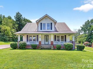 96 Huntsville Rd, Marion, NC 28752