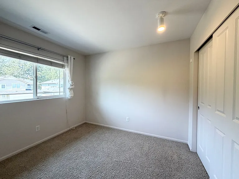 6710 Charlotte Ave SE — Photo 16