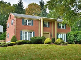 201 Thornberry Dr, Pittsburgh, PA