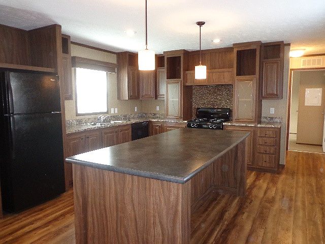 2nd image of 9960 Mallard Cove Ct