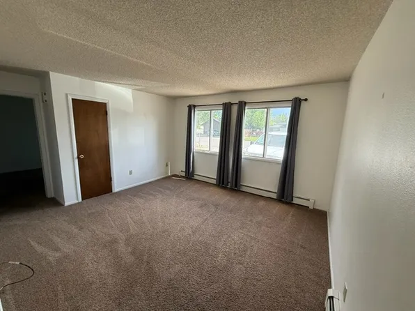 1225 Wyoming Ave, Cody, WY 82414