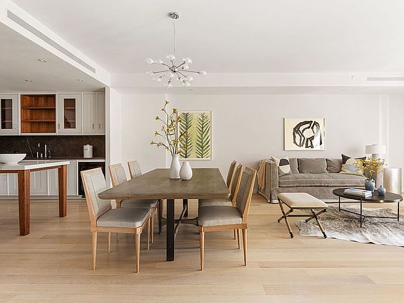 3rd image of 221 W 77th St APT 4E