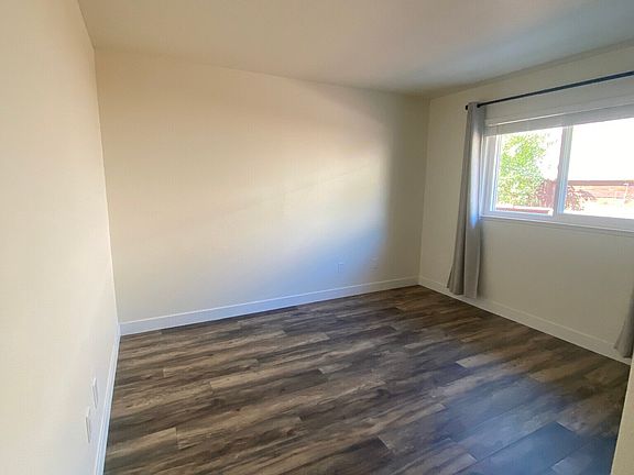 4th image of 544 Navajo Ave