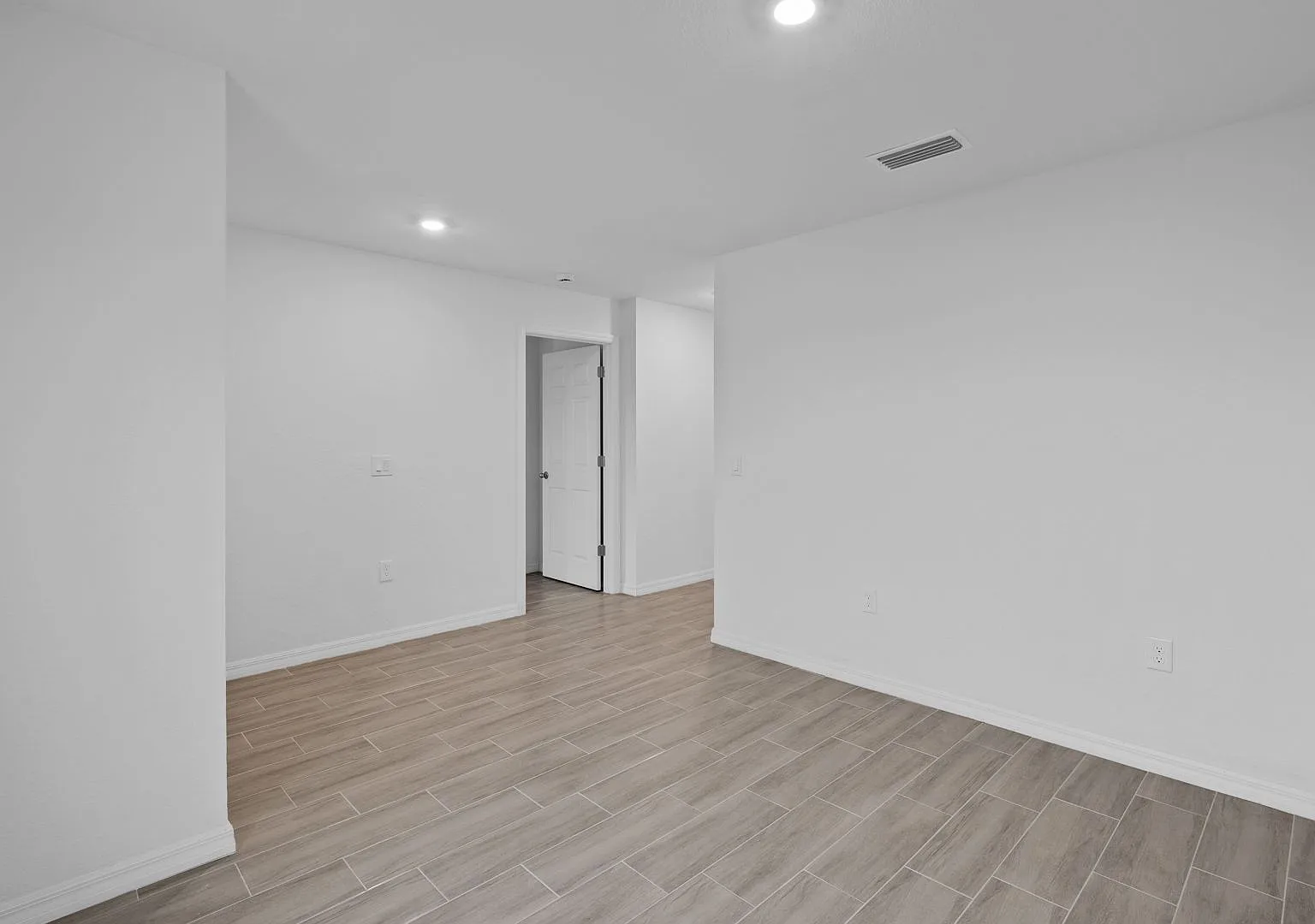 Welcome To 2123 Nw 24th Terrace!! — Photo 4