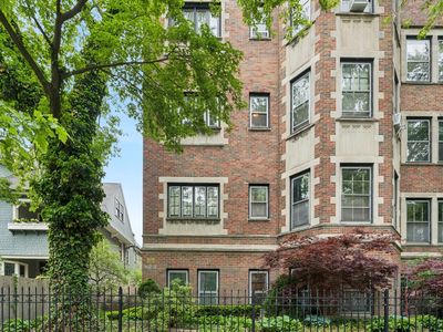 5614 S Blackstone Ave #1, Chicago, IL, 60637