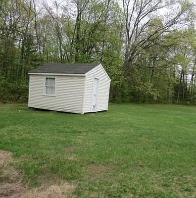 2nd image of 57 Providence Hill Rd