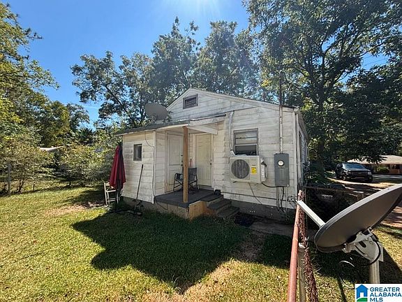 3rd image of 5109 5th St N