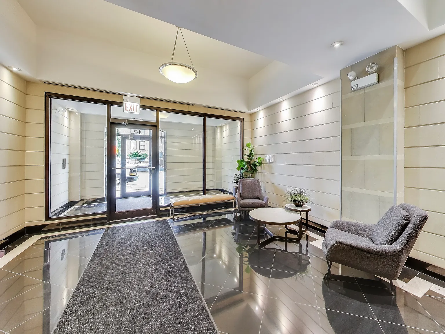 2 bed, 1250 sqft, $3,250 — Photo 2