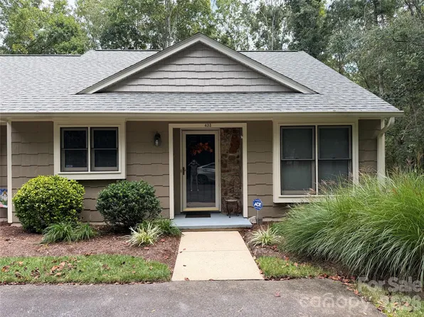 433 19th Avenue Ct NE #14, Hickory, NC 28601