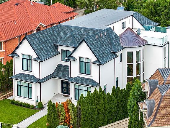 2nd image of 4 Crescent Court
