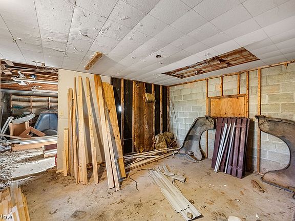 33rd image of 58 Rock Ridge Rd