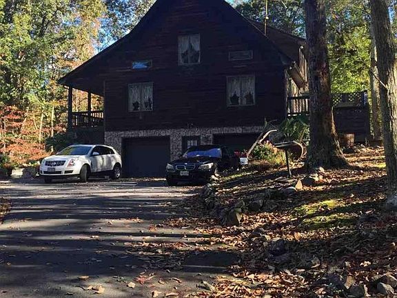 3rd image of 37 Stoneyridge Ln
