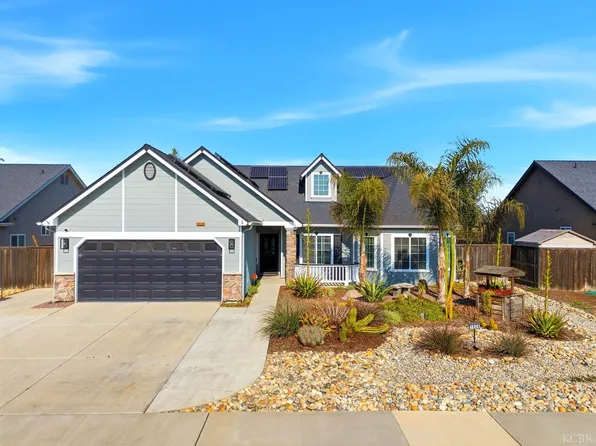 1528 W Castoro Way, Hanford, CA 93230