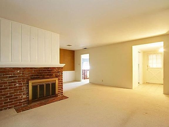 2nd image of 4317 39th Ave