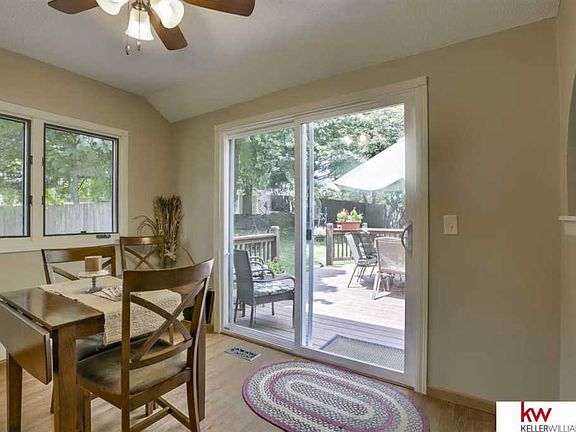 5th image of 15522 Dewey Cir