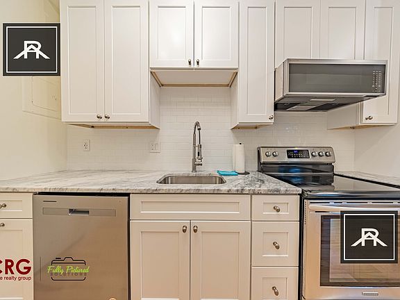 3rd image of 147 Englewood Ave #27