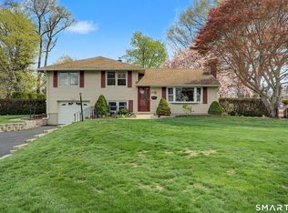 13 Reynolds Drive, Wallingford, CT 06492