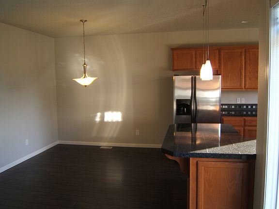 5th image of 8010 NE 35th Ave