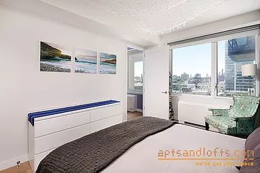 Sold by aptsandlofts.com