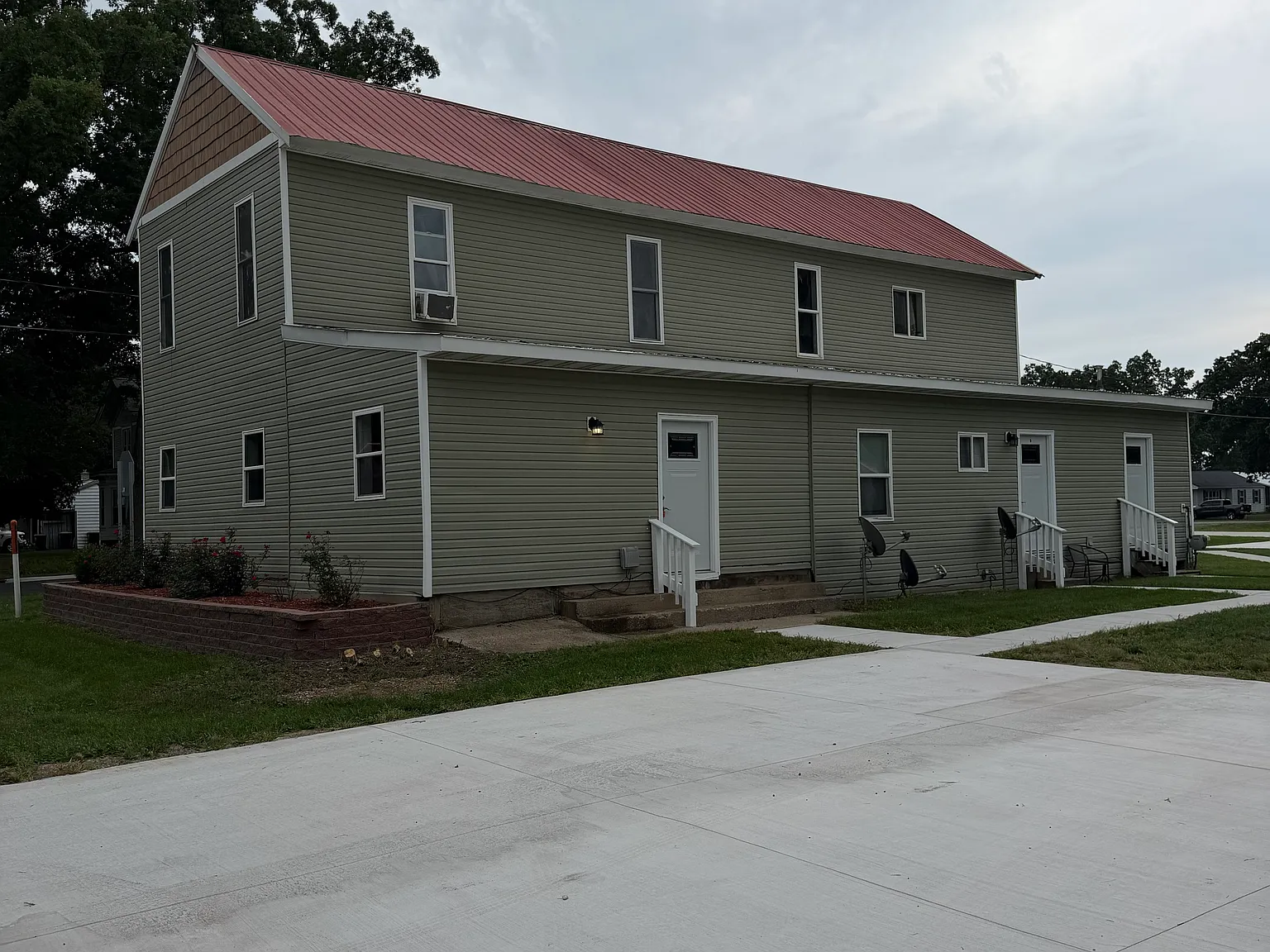 2 bed, $1,150 — Photo 1