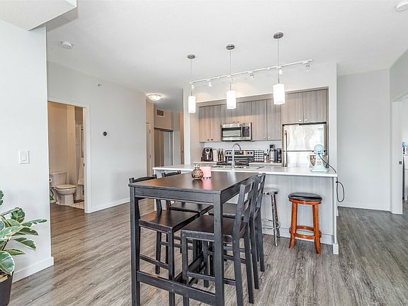 5th image of 935 Academy Way Unit 312