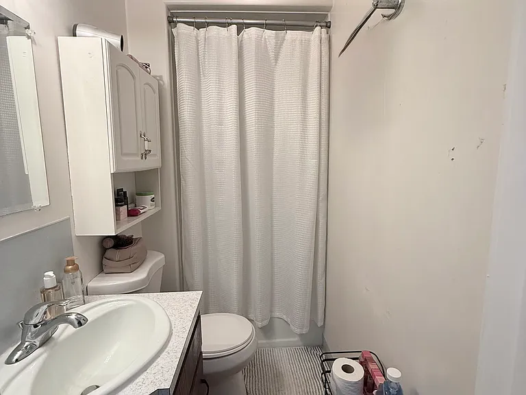 412 Crescent St NE #3 — Photo 7