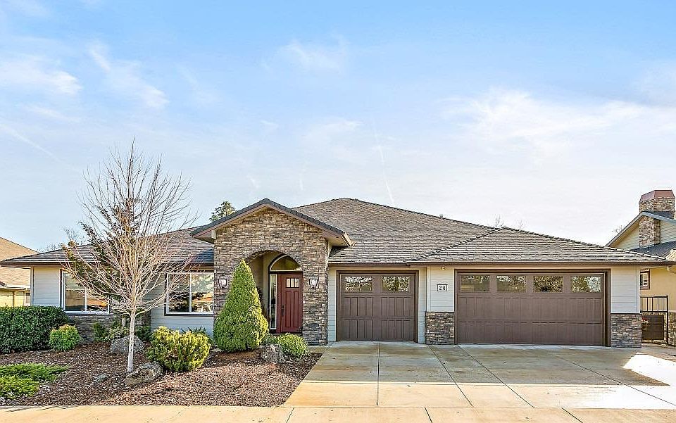 1st image of 20 Pebble Creek Dr