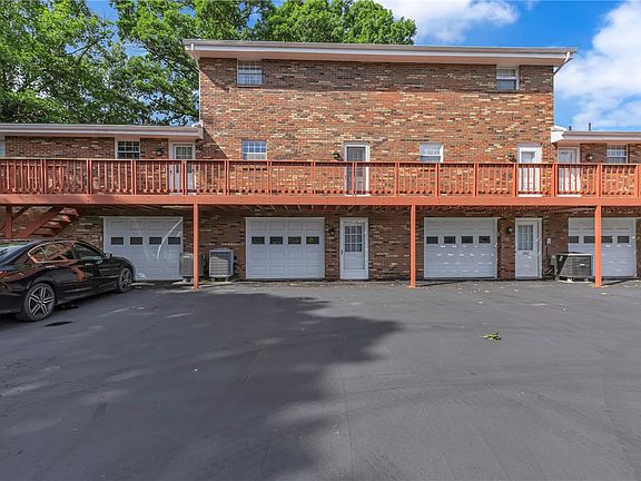 3rd image of 2902 Darlington Rd APT 103