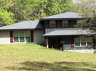 118 Hillcrest Dr, Baldwyn, MS 38824