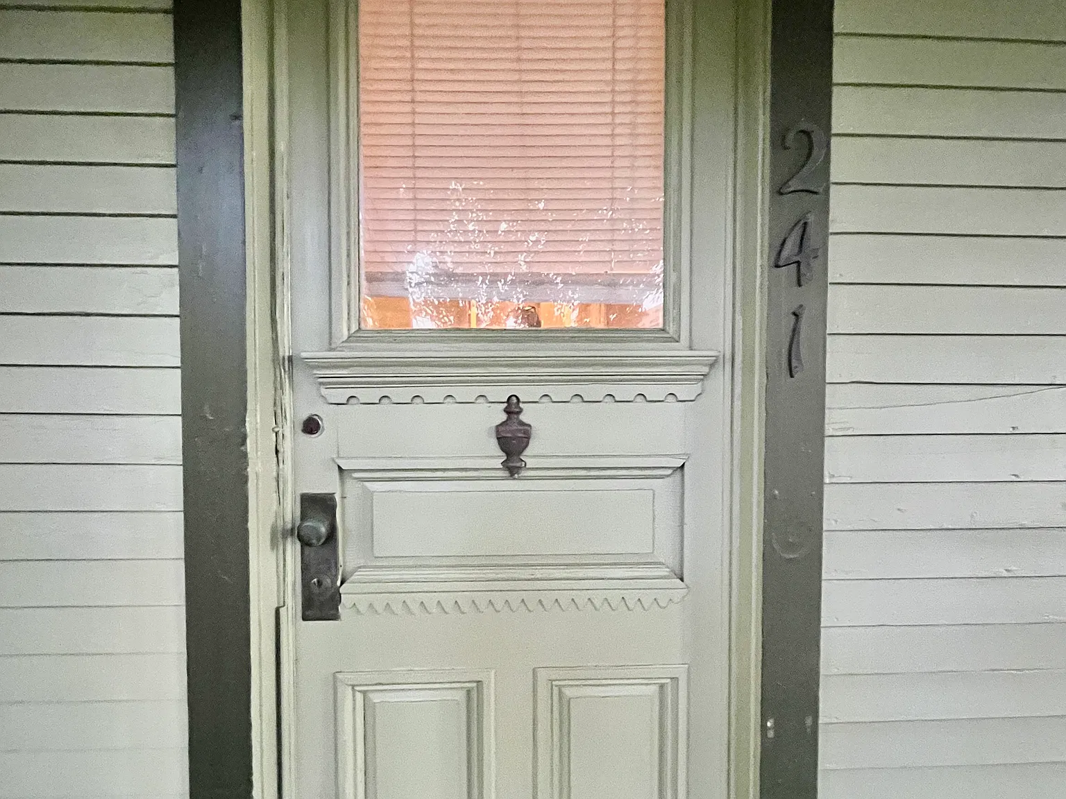 2 bed, 825 sqft, $1,500 — Photo 3