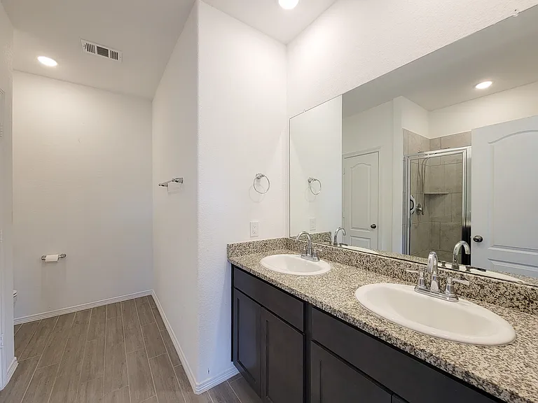 25395 Northpark Lake Dr — Photo 24