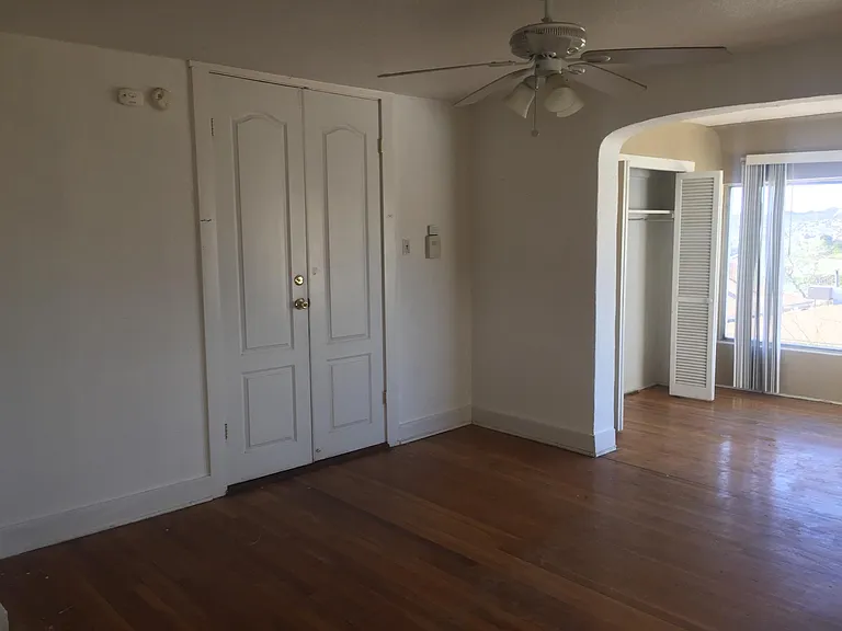 510 Randolph Dr #4 — Photo 2