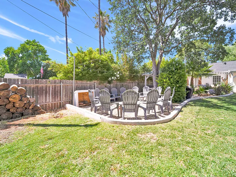 3075 Forest Hills Dr — Photo 11