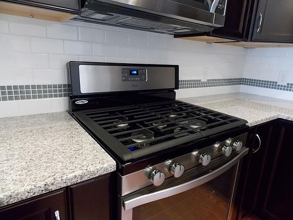 Gas range